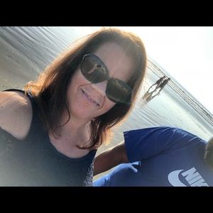 Meet your Posher, Annette